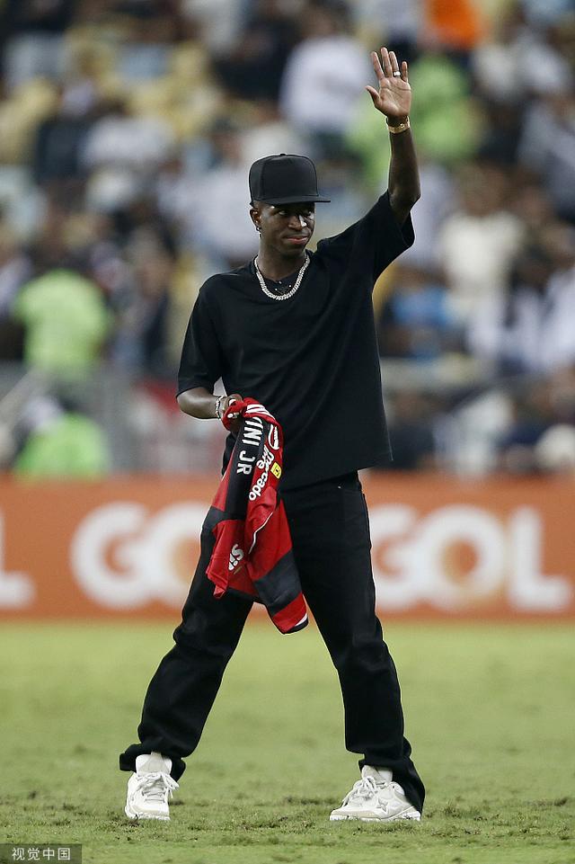 
广州中山三医院黄牛代挂号电话票贩子号贩子网上预约挂号,住院检查加快,皇马球员维尼修斯遭种族歧视事件，7人被罚