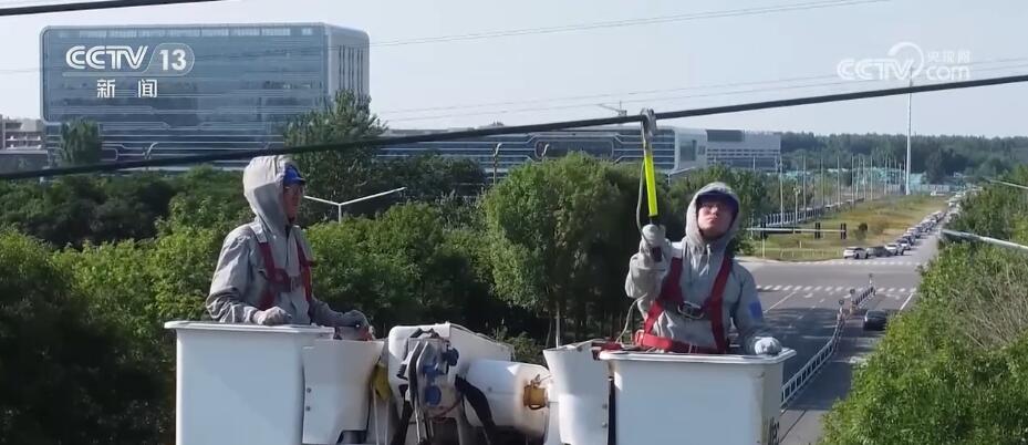 
浙江第一医院黄牛代挂号电话票贩子号贩子网上预约挂号,住院检查加快,为了千家万户，他们选择在高温下坚守