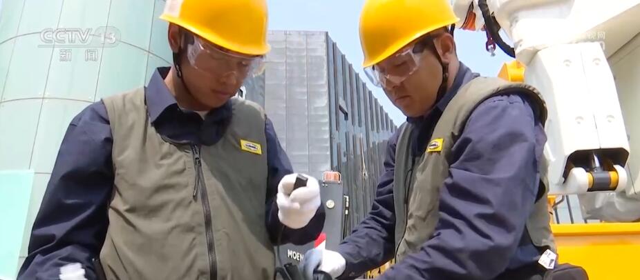 
浙江第一医院黄牛代挂号电话票贩子号贩子网上预约挂号,住院检查加快,为了千家万户，他们选择在高温下坚守