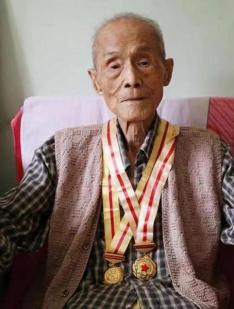 
北大口腔医院黄牛代挂号电话票贩子号贩子网上预约挂号,住院检查加快,一条特殊的战线，在这面旗下战斗了百余年