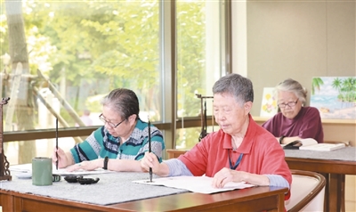 
上海各大医院黄牛代挂号电话票贩子号贩子网上预约挂号,住院检查加快,金融推动养老服务优化供给