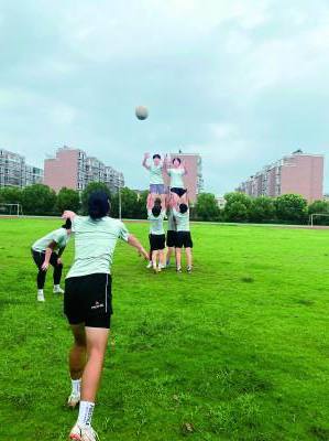 
东直门医院黄牛代挂号电话票贩子号贩子网上预约挂号,住院检查加快,时尚体育风 吹进山洼洼