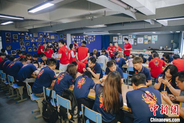 
上海胸科医院黄牛代挂号电话票贩子号贩子网上预约挂号,住院检查加快,两岸半屏山隔海相望 台湾青年相聚浙江温州洞头