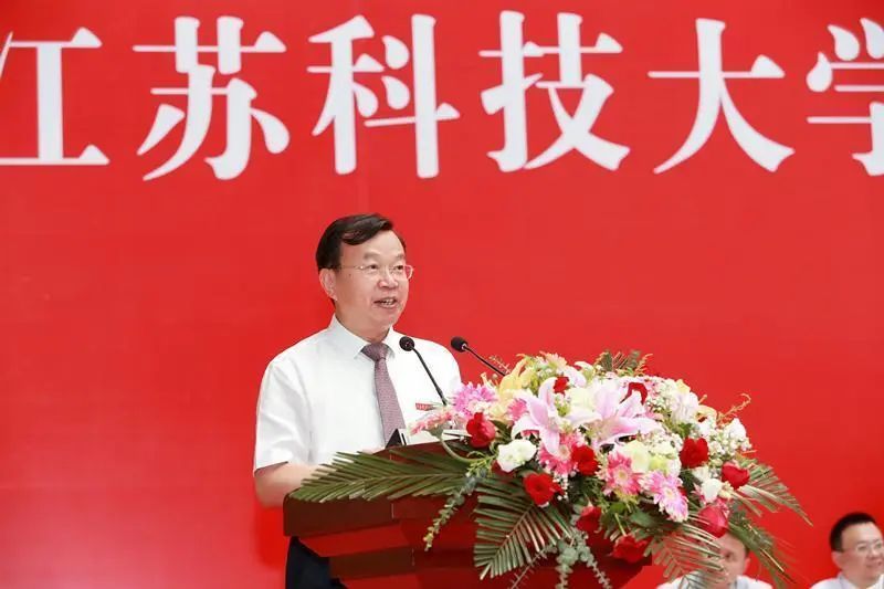 
北京大学肿瘤医院黄牛代挂号电话票贩子号贩子网上预约挂号,住院检查加快,“匍匐在地，擦干祖国身上的耻辱”毕业典礼上，校长哭了……