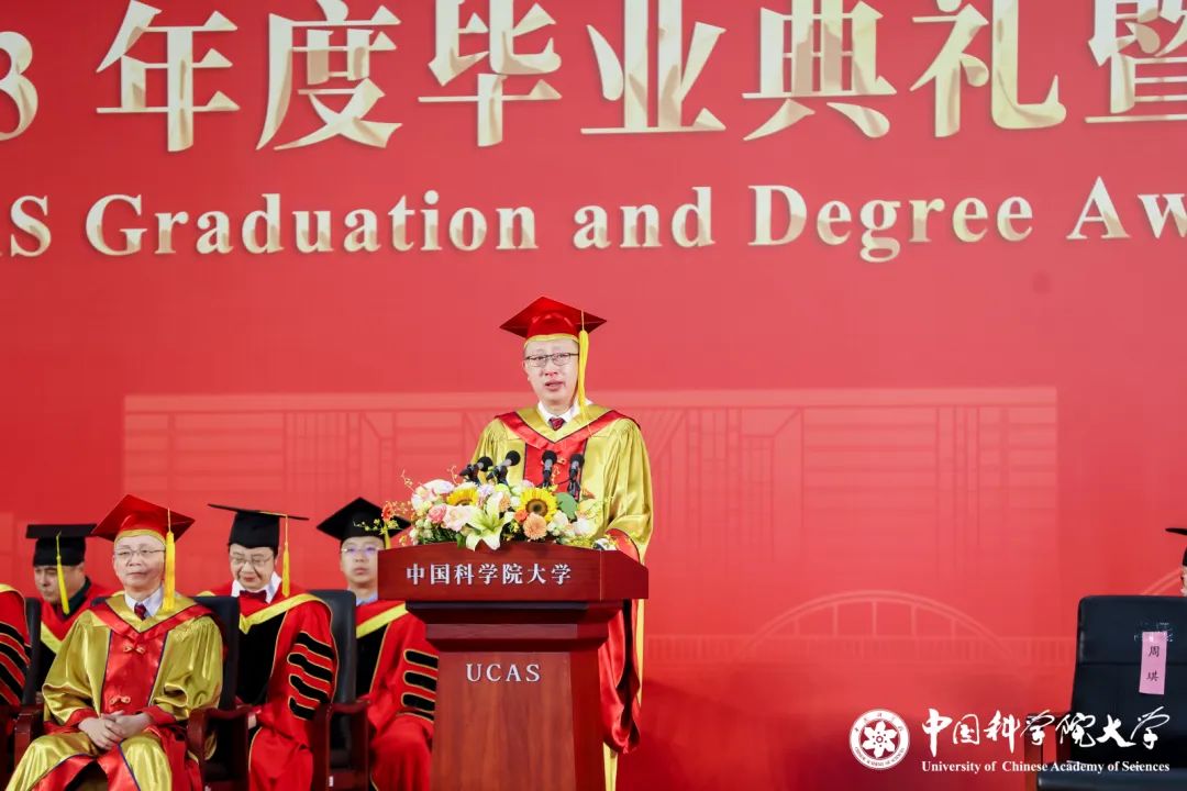 
北京大学肿瘤医院黄牛代挂号电话票贩子号贩子网上预约挂号,住院检查加快,“匍匐在地，擦干祖国身上的耻辱”毕业典礼上，校长哭了……