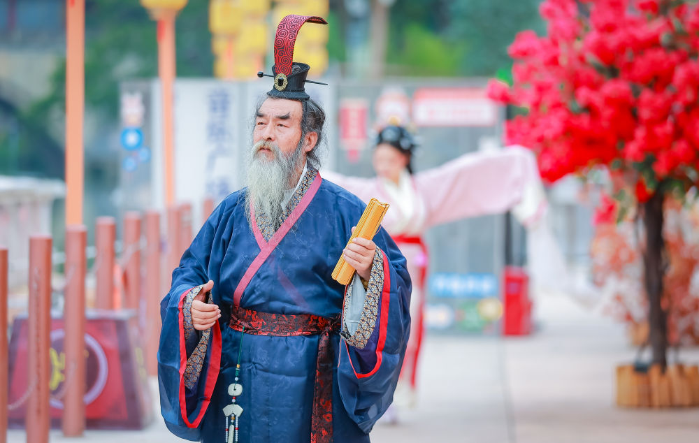 
北京宣武医院黄牛代挂号电话票贩子号贩子网上预约挂号,住院检查加快,新华全媒+|泛舟锦江 “穿越”千年成都