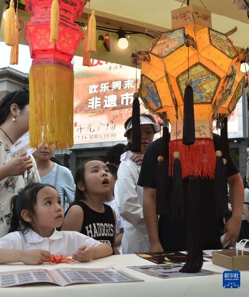 
首都医科大学附属阜外医院黄牛代挂号电话票贩子号贩子网上预约挂号,住院检查加快,非遗市集聚人气 欢乐周末更惠民