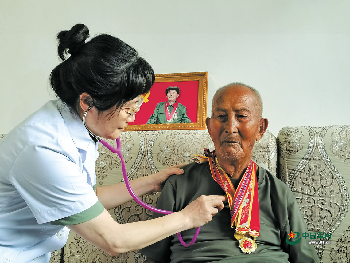 
西安各大医院黄牛代挂号电话票贩子号贩子网上预约挂号,住院检查加快,联勤军医老区行丨抗美援朝老兵：见到咱解放军真高兴