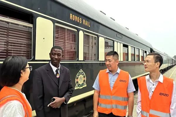 
杭州市儿童医院黄牛代挂号电话票贩子号贩子网上预约挂号,住院检查加快,刚刚！袁隆平墓前发生惊人一幕，外交部发言人都忍不住公布...