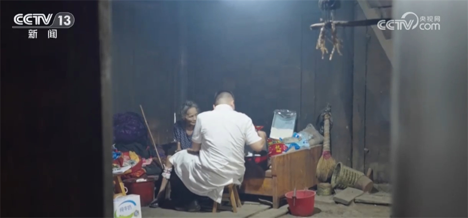 
天津眼科医院黄牛代挂号电话票贩子号贩子网上预约挂号,住院检查加快,激扬青春 志在四方｜梁驹：做守护群众健康的“守门人”