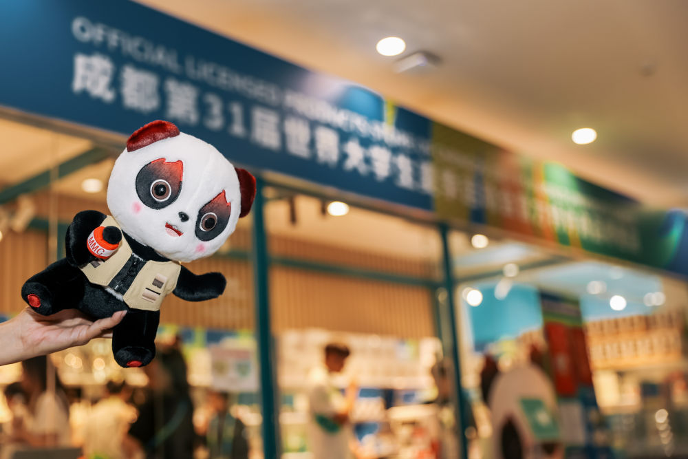 
江苏省人民医院黄牛代挂号电话票贩子号贩子网上预约挂号,住院检查加快,新华全媒+丨“特约记者”登场！“蓉宝”带你认识它的朋友