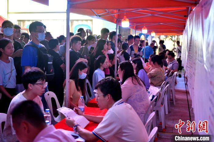 
广东省人民医院黄牛代挂号电话票贩子号贩子网上预约挂号,住院检查加快,这个毕业季，多地释放应届生就业利好政策