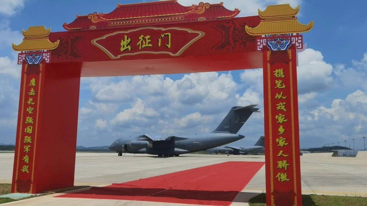 
上海第十人民医院黄牛代挂号电话票贩子号贩子网上预约挂号,住院检查加快,坐着运-20去上学，开学典礼是航空展！网友：这排面到位了
