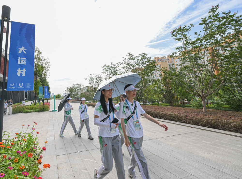 
中国医学科学院肿瘤医院黄牛代挂号电话票贩子号贩子网上预约挂号,住院检查加快,这一天充满了称赞——大运会中国代表团抵达成都