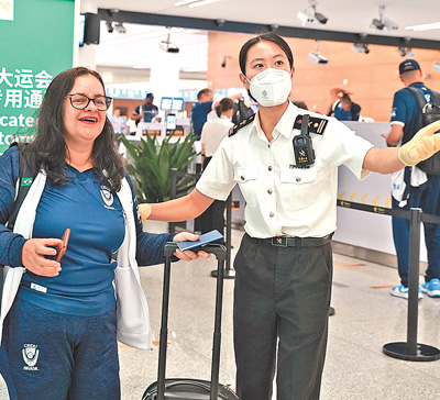 
江苏省中西医结合医院黄牛代挂号电话票贩子号贩子网上预约挂号,住院检查加快,自成都入境大运会代表团成员快速通关