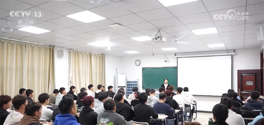 
广州各大医院黄牛代挂号电话票贩子号贩子网上预约挂号,住院检查加快,我国进一步提高大学生参保水平 应届毕业生医保待遇延至年底