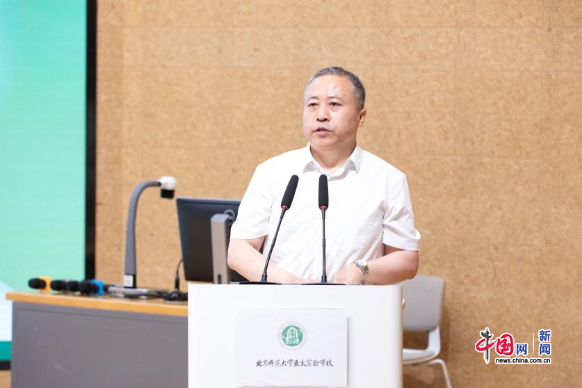 
南京中科研究所黄牛代挂号电话票贩子号贩子网上预约挂号,住院检查加快,香港“中国语文菁英计划”金奖获奖学生与教师代表赴北京师范大学亚太实验学校交流访问