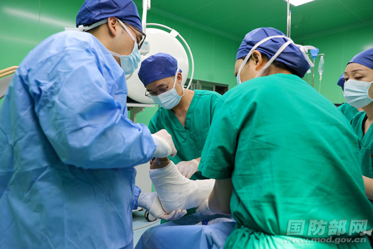 
杭州中医院黄牛代挂号电话票贩子号贩子网上预约挂号,住院检查加快,国防部：“和平方舟”怀仁扬帆 体现中国军队道义担当