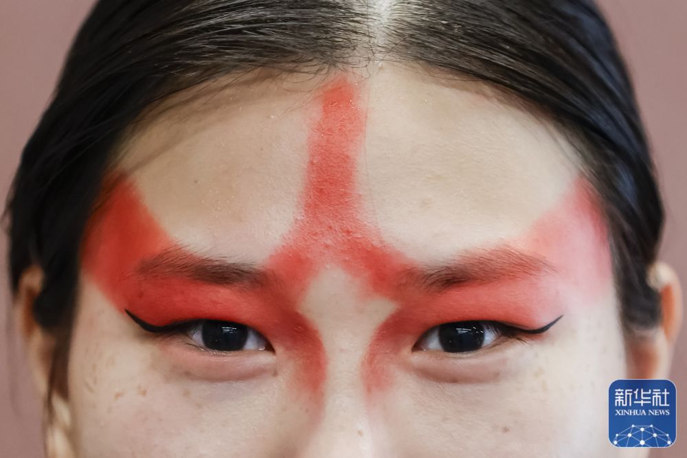
上海肿瘤医院黄牛代挂号电话票贩子号贩子网上预约挂号,住院检查加快,成都大运会丨开幕式背后的故事——喜怒哀乐一张脸