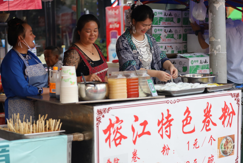 
北京世纪坛医院黄牛代挂号电话票贩子号贩子网上预约挂号,住院检查加快,解锁“村超”丨一颗足球引发的“超”字号产业潜力释放