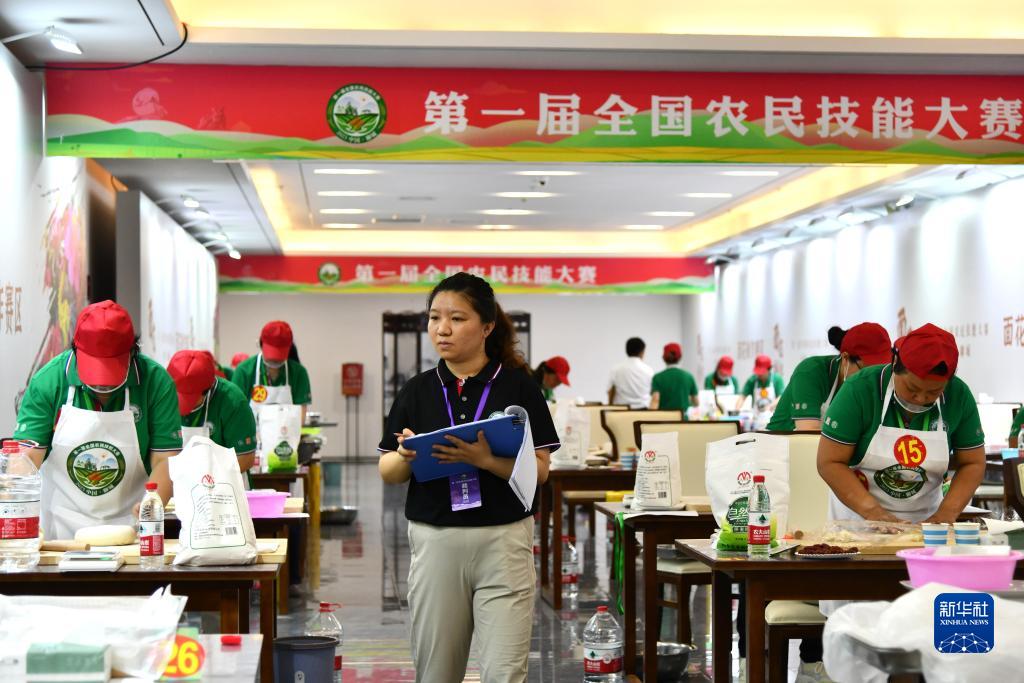 
上海各大医院黄牛代挂号电话票贩子号贩子网上预约挂号,住院检查加快,第一届全国农民技能大赛在山东聊城举行