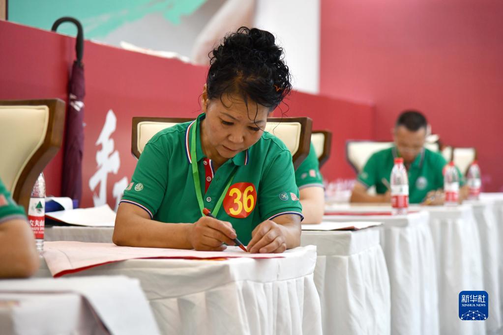 
上海各大医院黄牛代挂号电话票贩子号贩子网上预约挂号,住院检查加快,第一届全国农民技能大赛在山东聊城举行