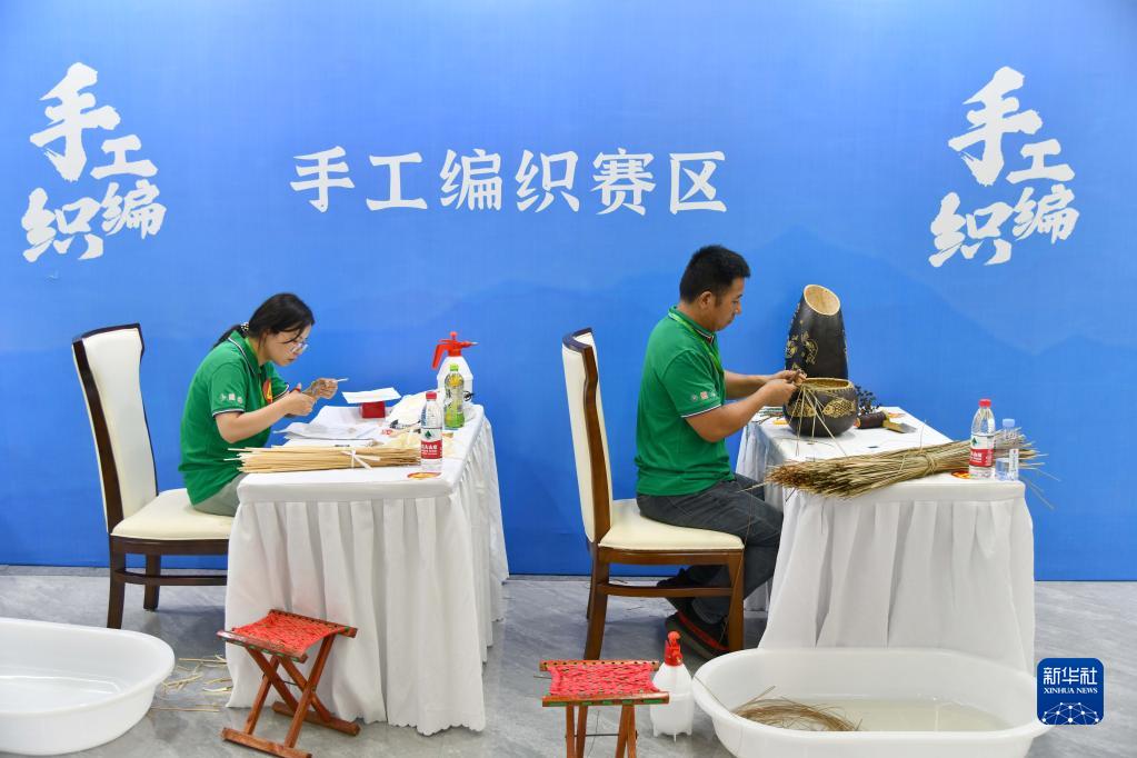 
上海各大医院黄牛代挂号电话票贩子号贩子网上预约挂号,住院检查加快,第一届全国农民技能大赛在山东聊城举行