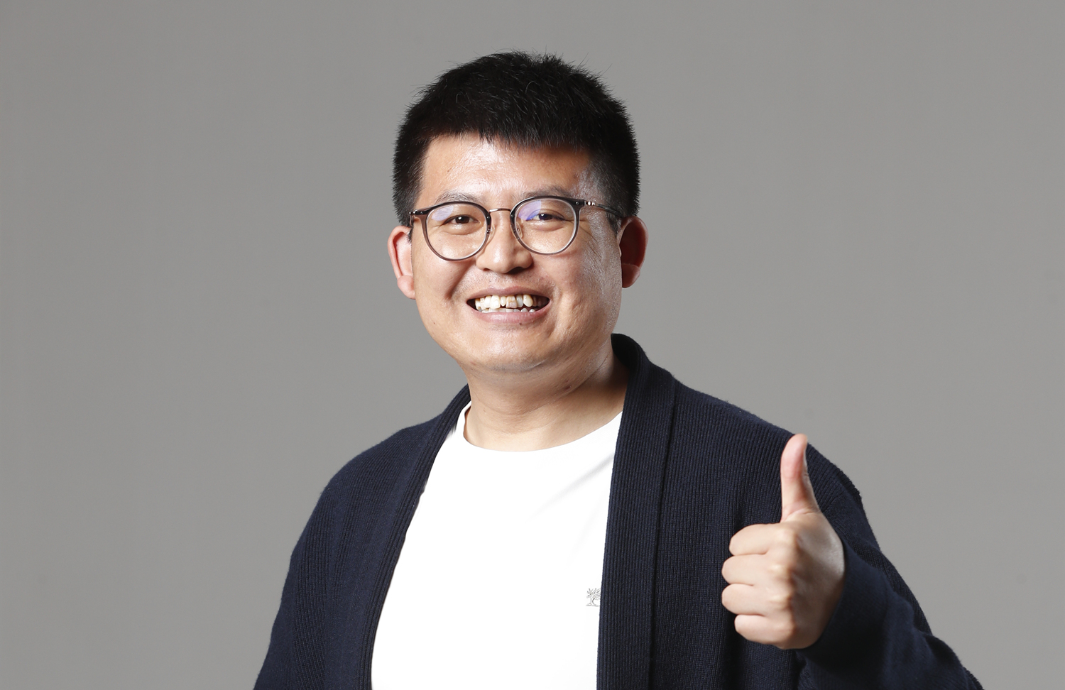 
上海龙华医院黄牛代挂号电话票贩子号贩子网上预约挂号,住院检查加快,好评中国·访谈丨实事求是，在众说纷纭之时“一言立骨”