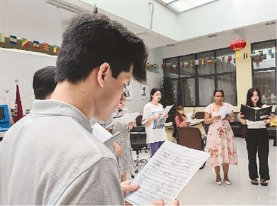 
北京301医院黄牛代挂号电话票贩子号贩子网上预约挂号,住院检查加快,用中文唱出在中国的所见所闻