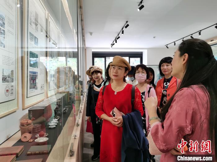 
南京各大医院黄牛代挂号电话票贩子号贩子网上预约挂号,住院检查加快,两岸婚姻家庭云南行：“现在正是来大陆创业好时机”