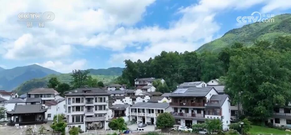 
江苏省中西医结合医院黄牛代挂号电话票贩子号贩子网上预约挂号,住院检查加快,消暑纳凉正当时 各地夏日“清凉游”带“热”文旅经济