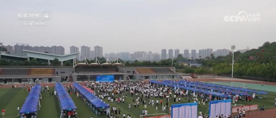 
北京世纪坛医院黄牛代挂号电话票贩子号贩子网上预约挂号,住院检查加快,政策“礼包”精准发力 实现企业和人才的“双向奔赴”