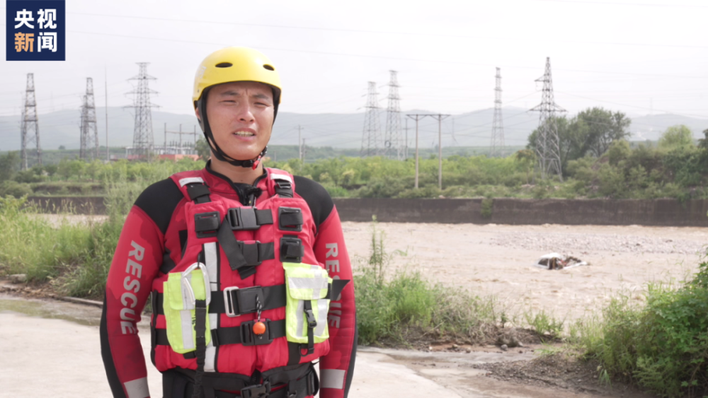 
杭州市七医院黄牛代挂号电话票贩子号贩子网上预约挂号,住院检查加快,“从天而降”的英雄，是他→