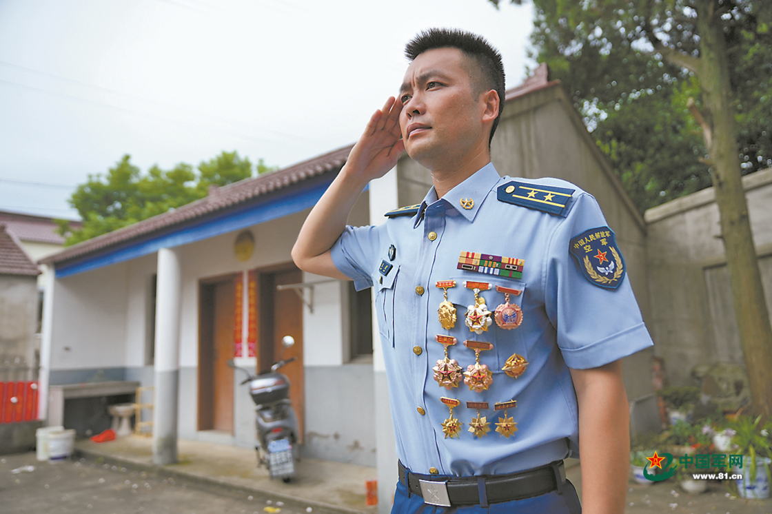 
中国中医科学院望京医院黄牛代挂号电话票贩子号贩子网上预约挂号,住院检查加快,“英雄机长”、巾帼“枪王”、二等功臣喊你来当兵