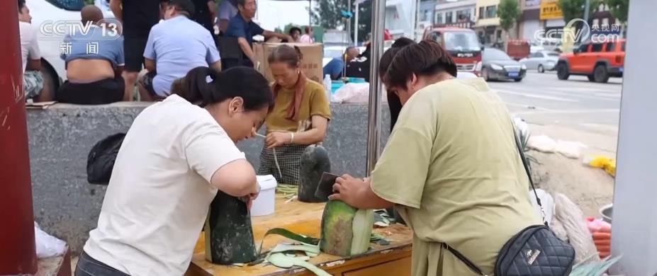 
长沙湘雅医院黄牛代挂号电话票贩子号贩子网上预约挂号,住院检查加快,志愿者携锅带菜 让受灾村民吃上热乎饭