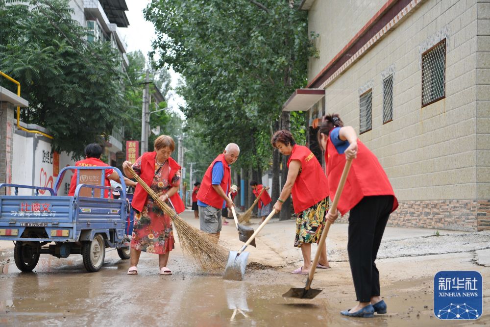 
中国中医科学院望京医院黄牛代挂号电话票贩子号贩子网上预约挂号,住院检查加快,清淤、消杀、排涝……河北涿州开展灾后修复工作