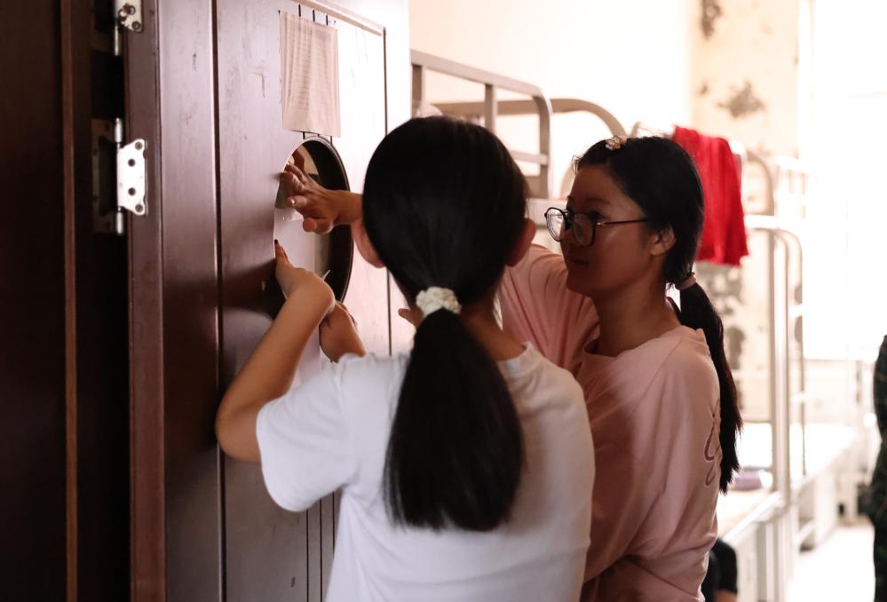 
广州中山一院黄牛代挂号电话票贩子号贩子网上预约挂号,住院检查加快,吃得饱 住得暖——吉林舒兰受灾群众转移安置点见闻