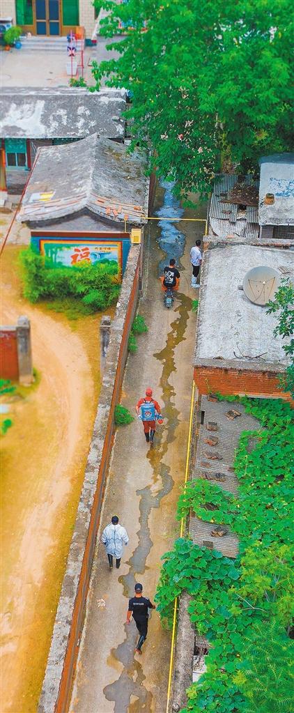 
广东省中医院黄牛代挂号电话票贩子号贩子网上预约挂号,住院检查加快,抗洪救灾 重建家园