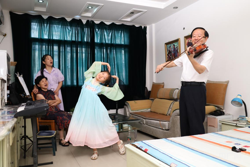 
首都医科大学附属安贞医院黄牛代挂号电话票贩子号贩子网上预约挂号,住院检查加快,【你好，小镇】江苏黄桥：烟火琴韵