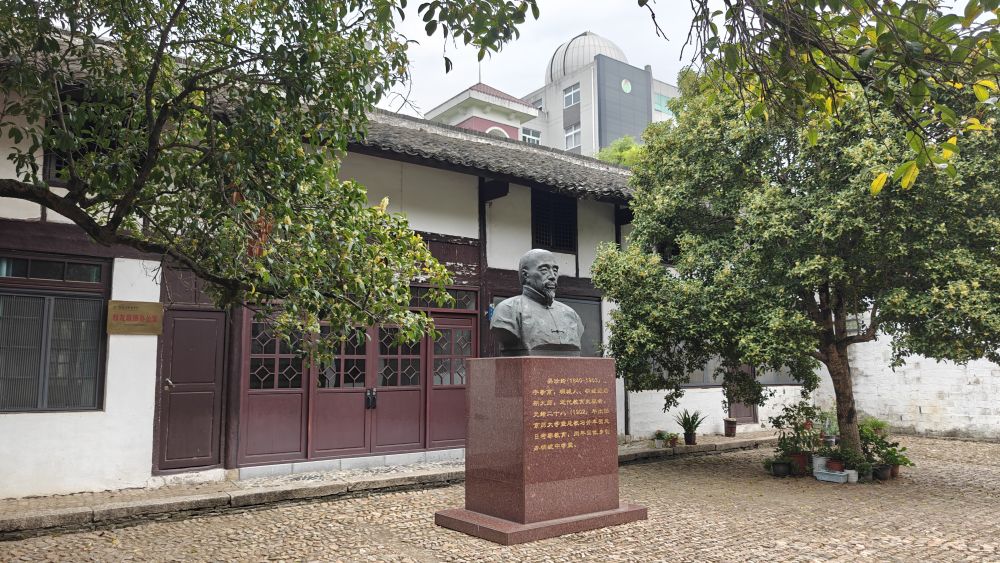 
广州市第一人民医院黄牛代挂号电话票贩子号贩子网上预约挂号,住院检查加快,读城｜丈量桐城：六尺小巷 人世大道