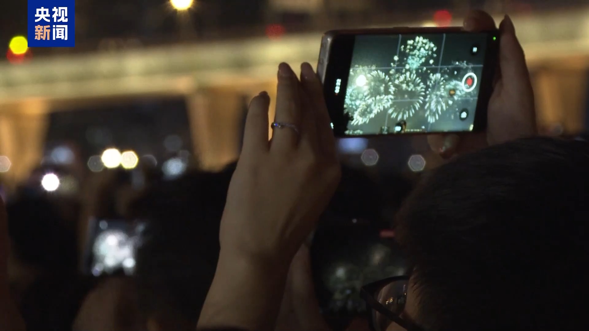 
上海胸科医院黄牛代挂号电话票贩子号贩子网上预约挂号,住院检查加快,澳门举行烟花比赛汇演 庆祝中华人民共和国成立75周年