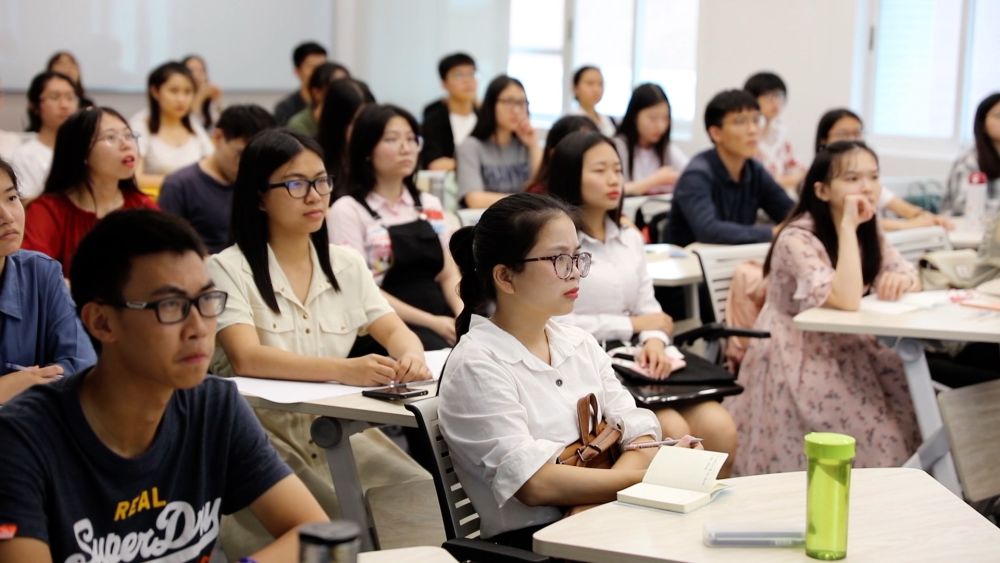 
上海肿瘤医院黄牛代挂号电话票贩子号贩子网上预约挂号,住院检查加快,政论片｜伟大征程