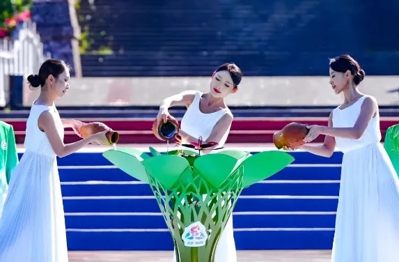 
上海龙华医院黄牛代挂号电话票贩子号贩子网上预约挂号,住院检查加快,中国民族报系列重磅之①丨中国，各族人民的共同家园