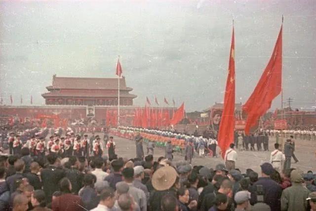 
北京天坛医院黄牛代挂号电话票贩子号贩子网上预约挂号,住院检查加快,国家工业密码｜那些年，我们不曾拥有的“红”