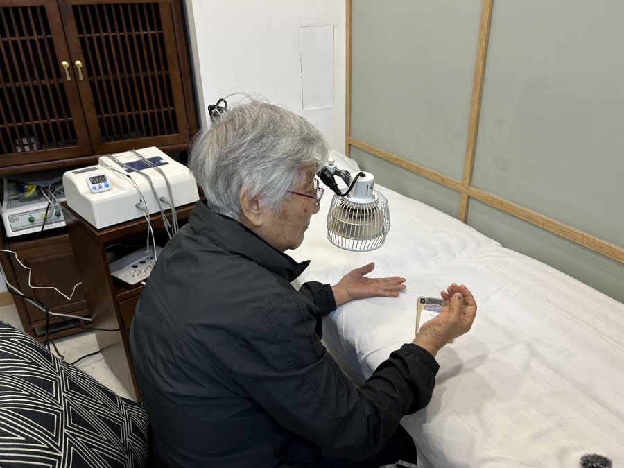 
广州各大医院黄牛代挂号电话票贩子号贩子网上预约挂号,住院检查加快,幸福感爆棚！上海社区里出现许多“圈”，理想生活的一切都能在其中找到