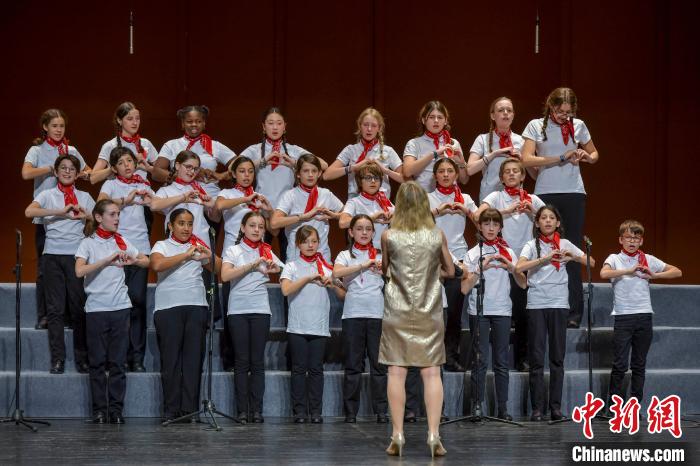 
北京北大口腔医院黄牛代挂号电话票贩子号贩子网上预约挂号,住院检查加快,法国童声合唱团：“如果我去中国”梦成真