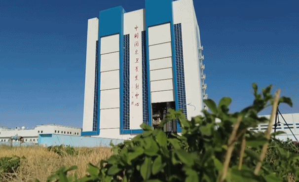 二龙路肛肠医院黄牛代挂号电话票贩子号贩子网上预约挂号,住院检查加快,火箭造完怎么从“躺着”变“站着”?答案在这扇“神秘巨门”后→