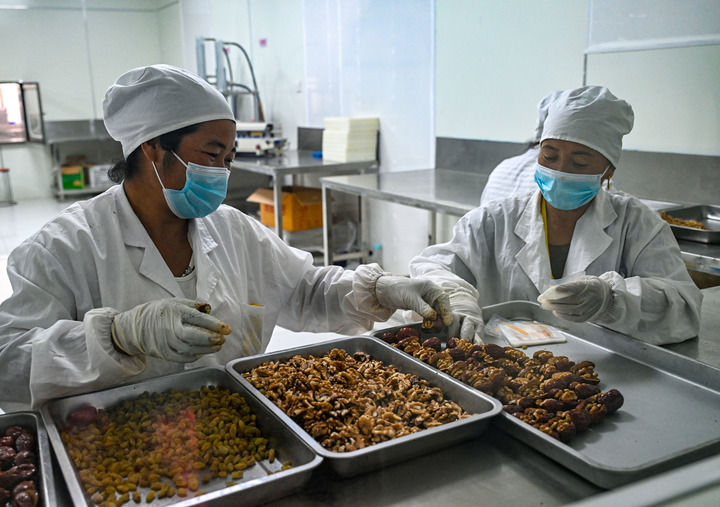 
江苏省中医院黄煌的号黄牛代挂号电话票贩子号贩子网上预约挂号,住院检查加快,新疆“大果盘”甜蜜升级