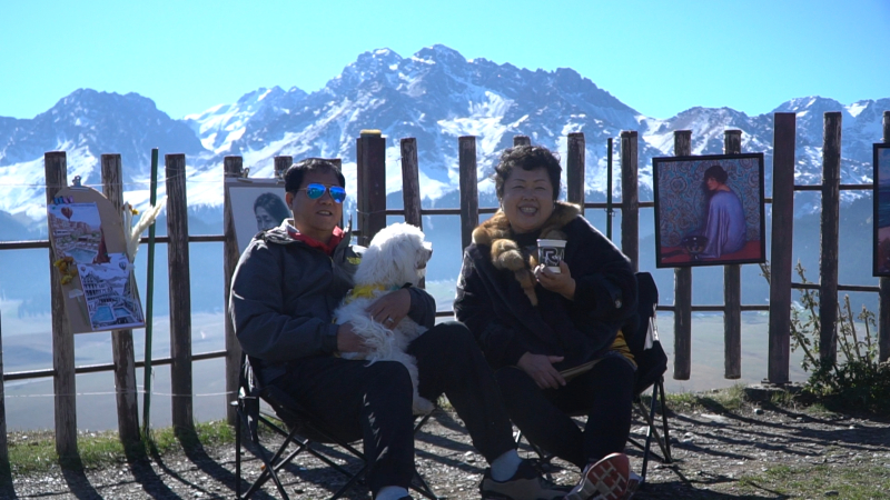 
江苏省中西医结合医院黄牛代挂号电话票贩子号贩子网上预约挂号,住院检查加快,国庆假期的新疆 “人人人人景点人人人人”