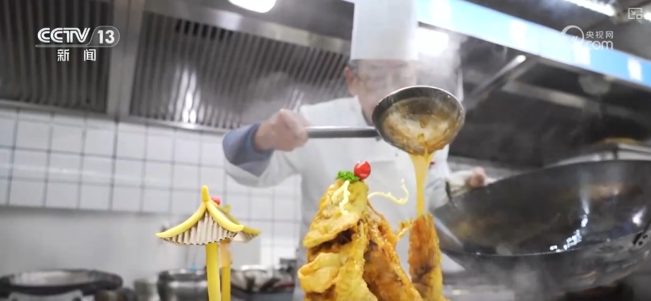 
北京广安门中医院黄牛代挂号电话票贩子号贩子网上预约挂号,住院检查加快,追梦七十五载 中国人饭碗装满丰盛的中国味道